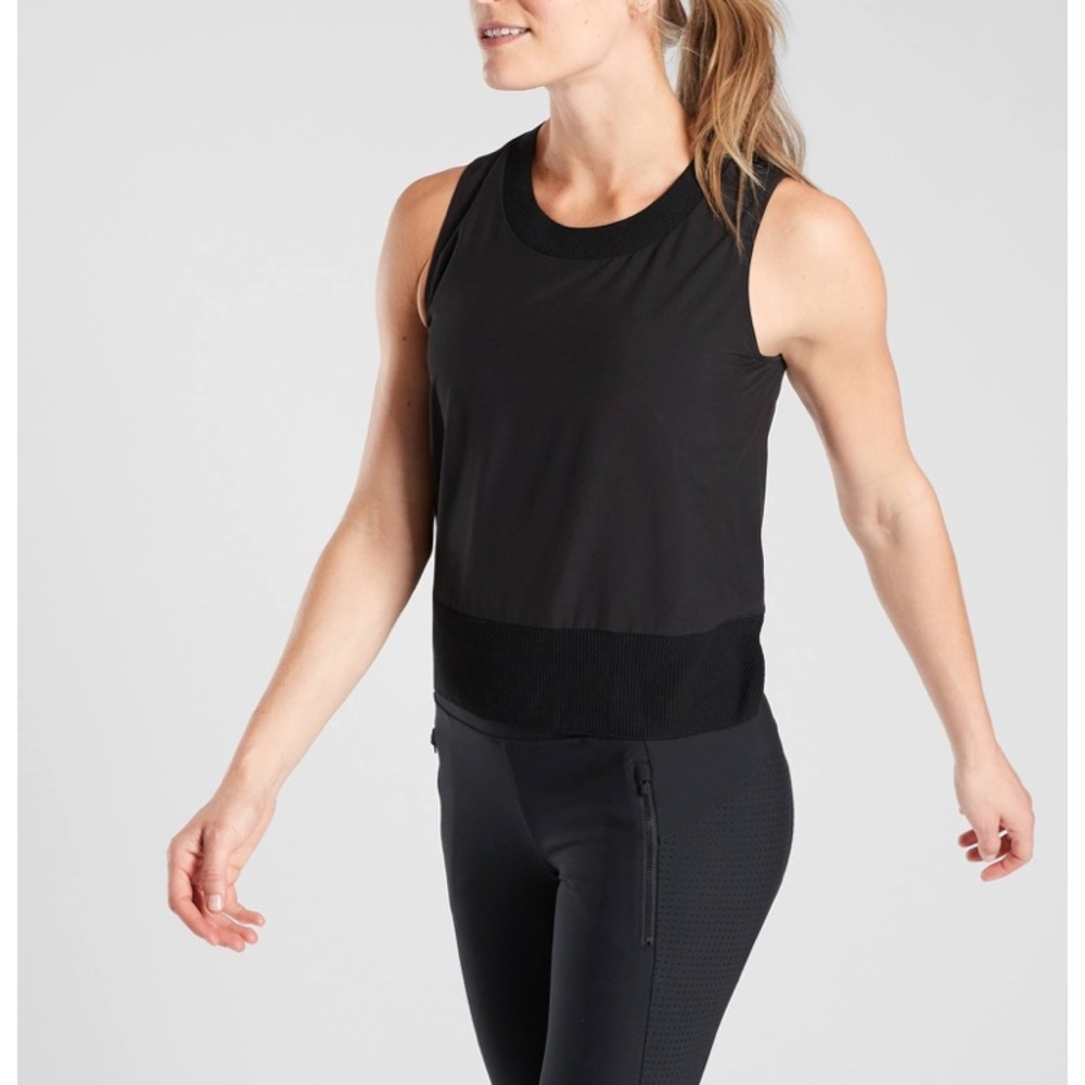 Athleta | zephyr top | Black | XS